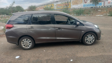 2014 Honda&nbsp;Mobilio V i-DTEC