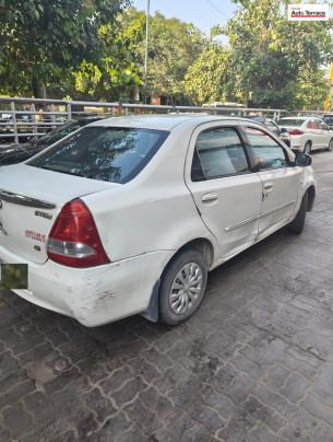 2011 Toyota Platinum Etios G SP