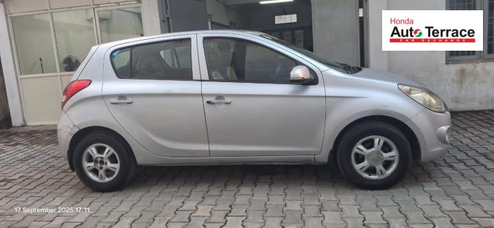 2011 Hyundai i20 2015-2017 Sportz 1.2