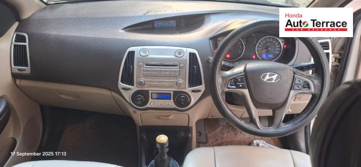 2011 Hyundai i20 2015-2017 Sportz 1.2