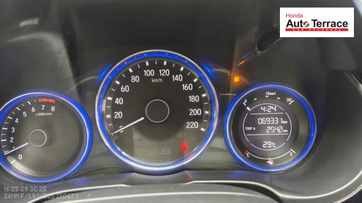 2016 Honda City 4th Generation VX MT