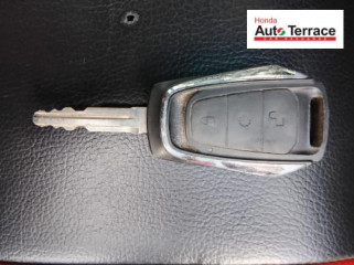 2017 Mahindra KUV100 NXT D75 K6 Plus