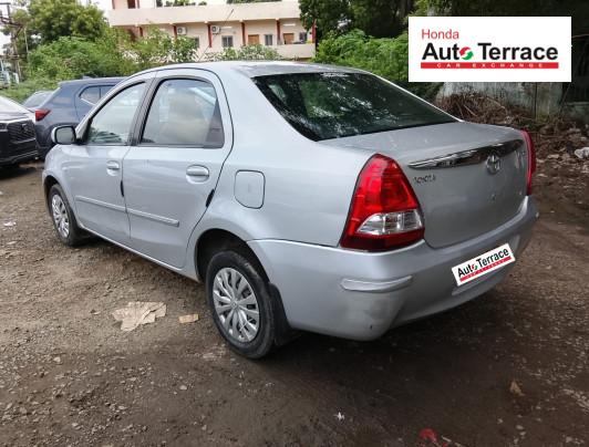 2011 Toyota Platinum Etios G