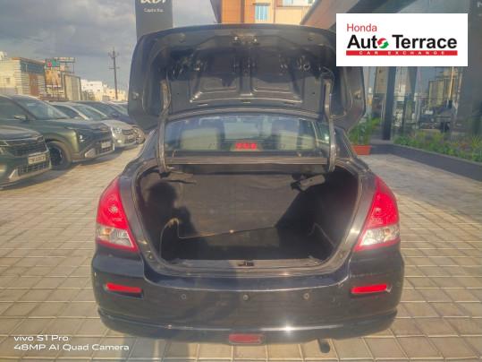 2011 Maruti&nbsp;Swift Dzire VDi