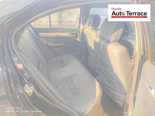 2011 Maruti&nbsp;Swift Dzire VDi