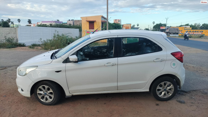 2017 Ford&nbsp;Figo 1.2P Titanium MT