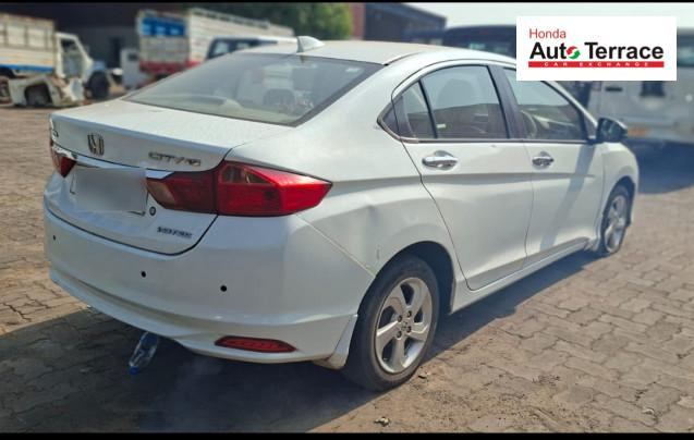 2015 Honda&nbsp;City 4th Generation i DTec V