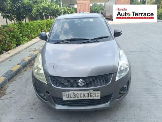 2015 Maruti&nbsp;Swift LXI