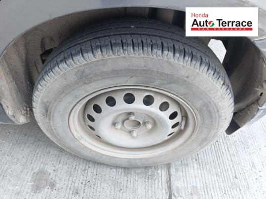 2015 Maruti&nbsp;Swift LXI