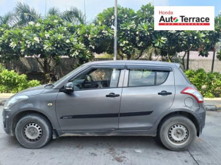 2015 Maruti&nbsp;Swift LXI