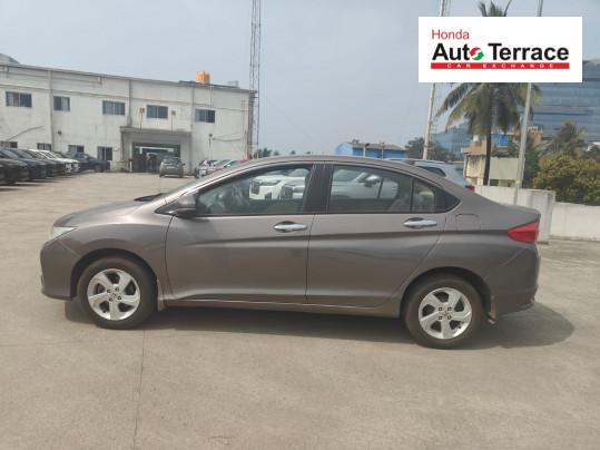 2015 Honda&nbsp;City 4th Generation V MT AVN