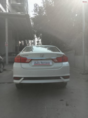 2017 Honda&nbsp;City 4th Generation V MT AVN