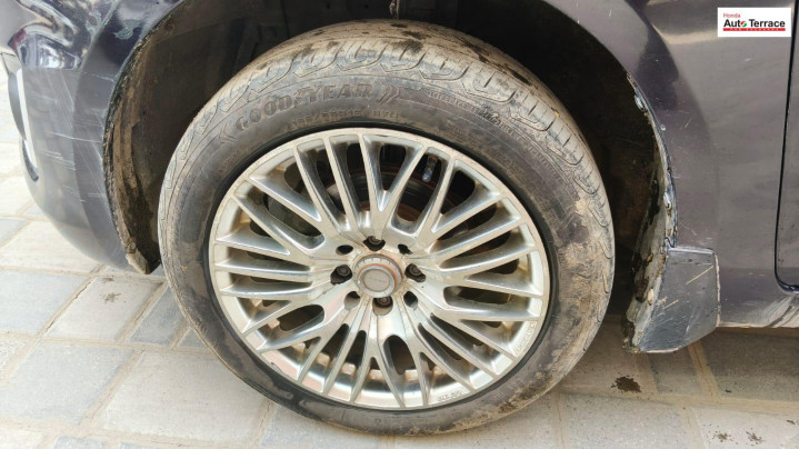 2015 Maruti&nbsp;Swift VXI