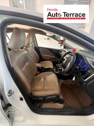 2015 Honda&nbsp;City 4th Generation V MT AVN