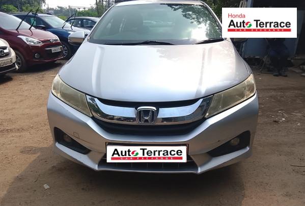 2016 Honda&nbsp;City 4th Generation 1.5 V MT Sunroof