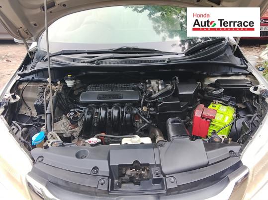 2016 Honda&nbsp;City 4th Generation 1.5 V MT Sunroof