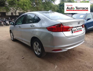 2016 Honda&nbsp;City 4th Generation 1.5 V MT Sunroof