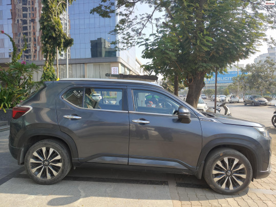 2023 Honda&nbsp;Elevate ZX