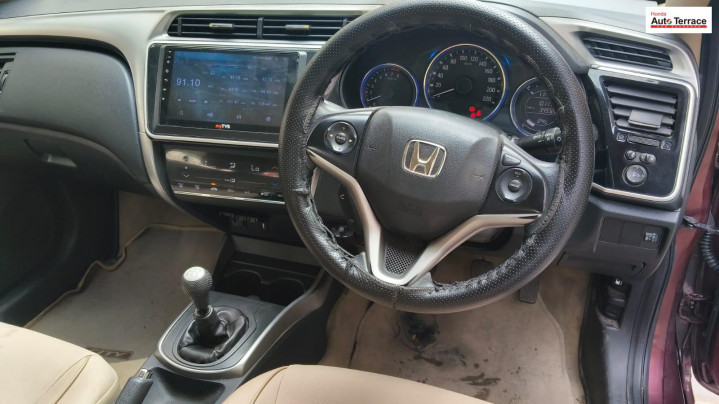 2014 Honda&nbsp;City 4th Generation 1.5 V MT Exclusive