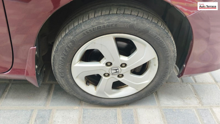 2014 Honda&nbsp;City 4th Generation 1.5 V MT Exclusive