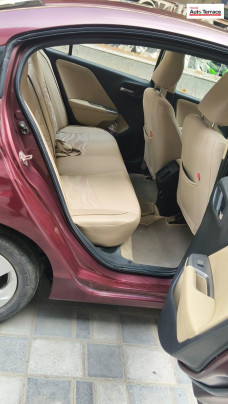 2014 Honda&nbsp;City 4th Generation 1.5 V MT Exclusive