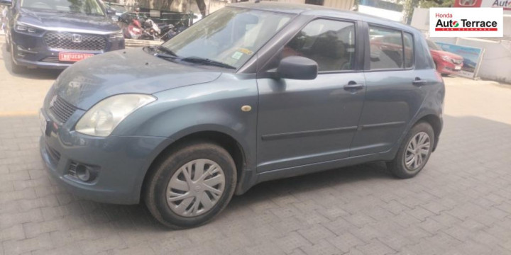 2011 Maruti&nbsp;Swift VXI