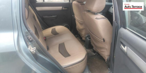 2011 Maruti&nbsp;Swift VXI