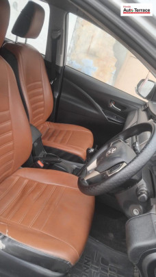 2017 Toyota&nbsp;Innova Crysta 2.4 G MT 8S BSIV