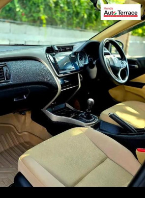 2017 Honda&nbsp;City 4th Generation 1.5 S MT