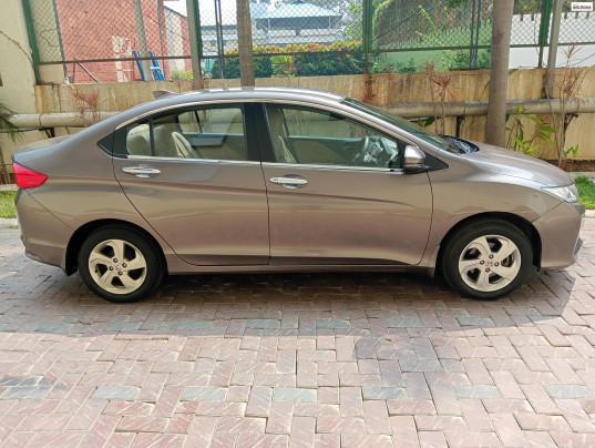 2017 Honda&nbsp;City 4th Generation V MT AVN