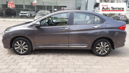 2017 Honda&nbsp;City 4th Generation V MT AVN