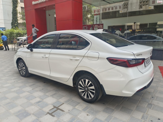 2023 Honda&nbsp;City V