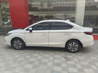 2023 Honda&nbsp;City V
