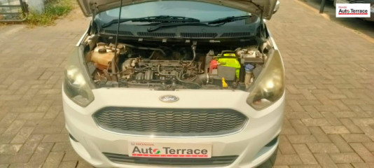 2015 Ford&nbsp;Figo Titanium