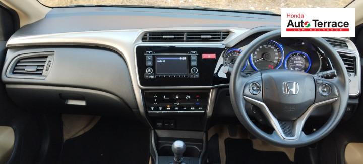 2015 Honda&nbsp;City 4th Generation V MT AVN