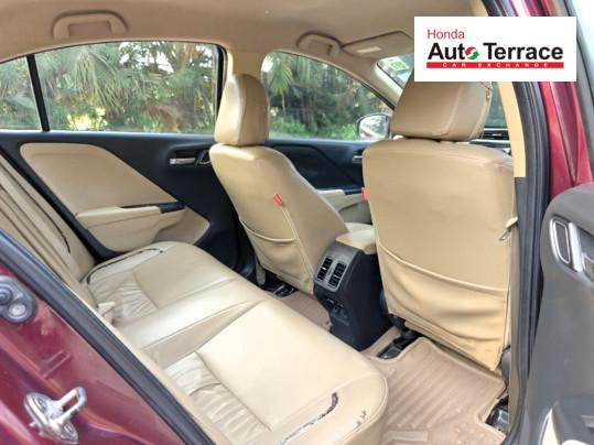 2017 Honda&nbsp;City 4th Generation V MT AVN