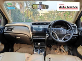 2017 Honda&nbsp;City 4th Generation V MT AVN