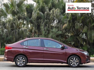 2017 Honda&nbsp;City 4th Generation V MT AVN