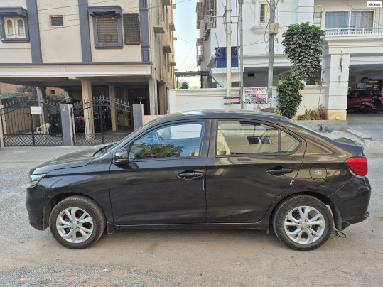2019 Honda&nbsp;Amaze 2016-2021 VX Petrol BSIV