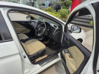 2015 Honda&nbsp;City 4th Generation i VTEC CVT VX