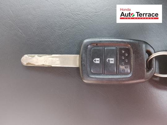 2014 Honda&nbsp;City 4th Generation 1.5 V MT Exclusive