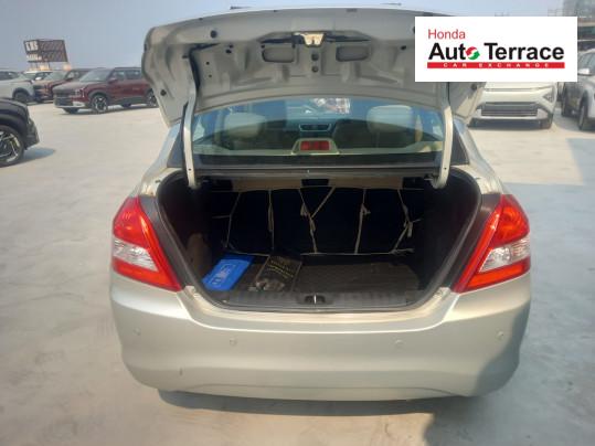 2015 Maruti&nbsp;Swift Dzire ZXI