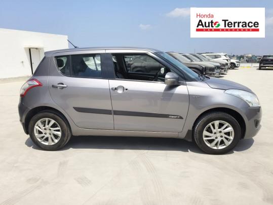 2012 Maruti&nbsp;Swift ZXI