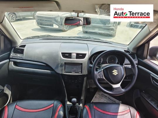 2012 Maruti&nbsp;Swift ZXI