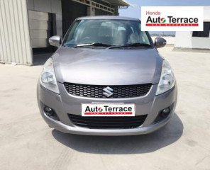 2012 Maruti&nbsp;Swift ZXI