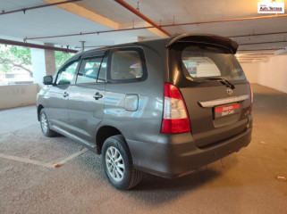 2013 Toyota&nbsp;Innova 2.5 G (Diesel) 8 Seater