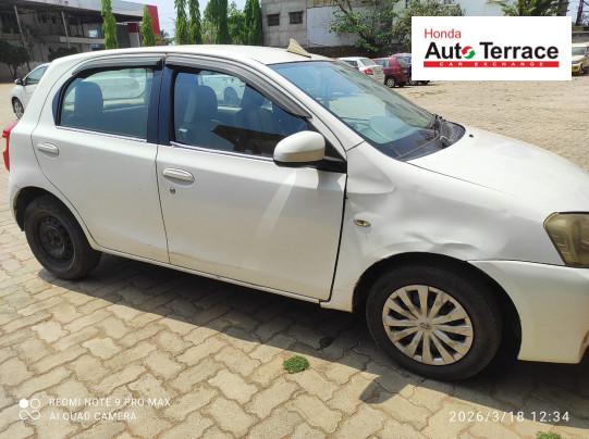 2013 Toyota&nbsp;Etios Liva GD