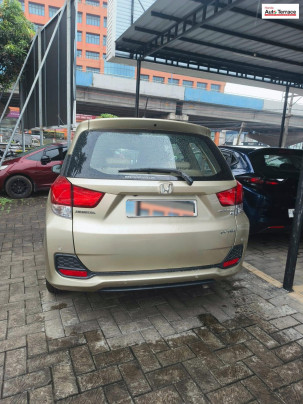 2014 Honda&nbsp;Mobilio V i-VTEC