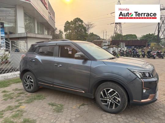 2024 Mahindra&nbsp;XUV400 EV EL Fast Charger