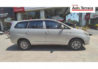 2005 Toyota&nbsp;Innova 2.0 G1